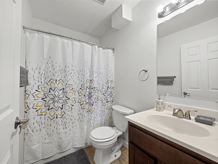 bathroom in townhome